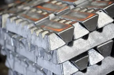 Aluminium ingots by Shinrai Logistica