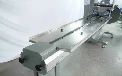 Commercial ice flake making machines by Shenzhen Iceups Refrigeration Equipment., Ltd.