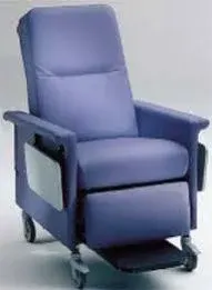 Pliable patient couch by Goktun Celik