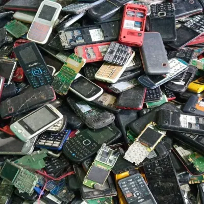 Phone Scrap by Kovacic Helga