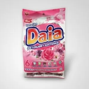 Daia Detergent + Softener Pink 325G