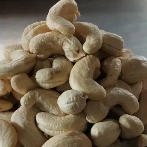 Cashew Nuts - Image 3
