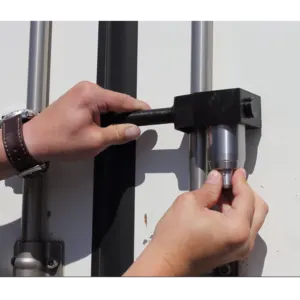 Universal lock Expeditor