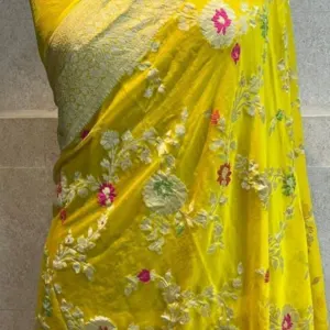 Banarasi georget most demanded dyable saree - Image 3