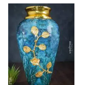 vases