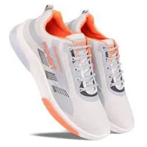 Sports shoes