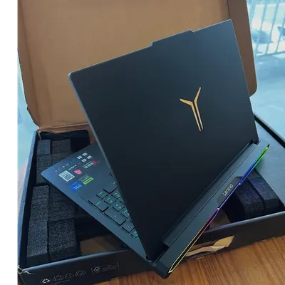 Lenovo Legion Pro 7i – Gaming Laptop - Intel® Core™ Ultra 9 275HX – 16" 2.5K WQXGA OLED Display – 240Hz Refresh Rate – GeForce RTX™ 5070 Ti GPU – 32 GB Memory – 1 TB - Image 3