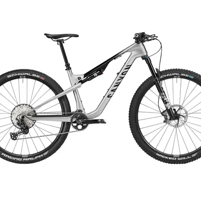 2025 Canyon Lux Trail CF 8 Mountain Bike (INDORACYCLES) - Image 3