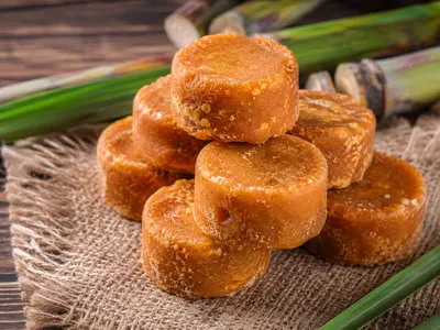 Natural Jaggery Blocks and Powder - Image 2