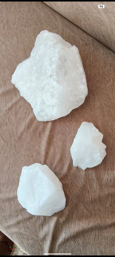 Industrial Grade Natural Quartz