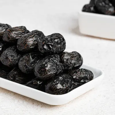 Ajwa Madina Dates by Danya Alkhaleeg For Trading