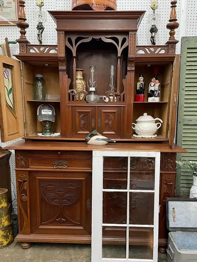 French antique furniture by MobiLusso Furniture & Antiques