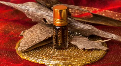 Agarwood Bracelet with 108 beads by and life