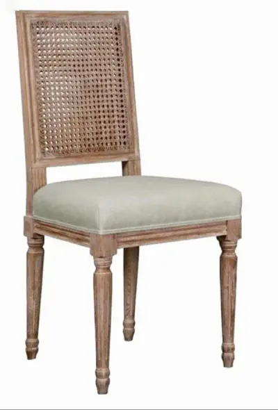 vintage style wooden chair by Reldor Lifestyles