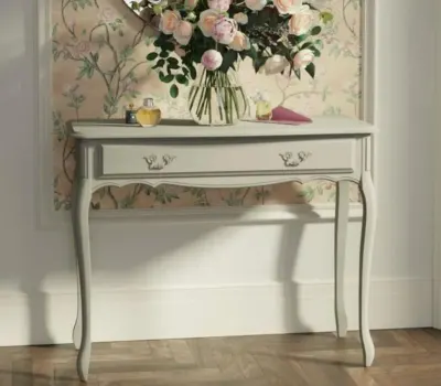 Elegant Wooden Console Table by Reldor Lifestyles