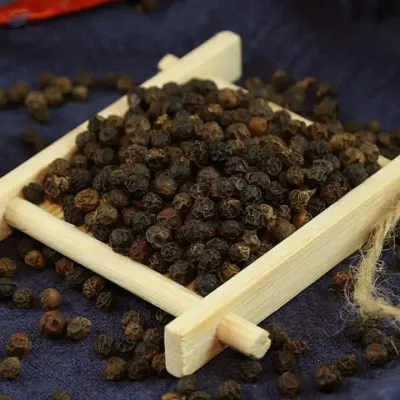 Whole Dry Pepper Black Pepper by Al Afriki Merchants Limited