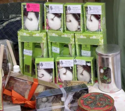 Dog And Cat Products by Tianjin The Incarnate Son Trade Co., Ltd.