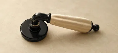 Handle Twistlock by International Trailer & Parts
