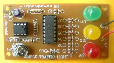 Solar Powered Led Traffic Warning Light by Erin Bai