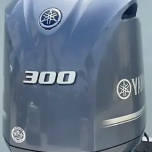 LF300XCA, 300 HP, 25" Shaft, Digital, Electric, PT&T, Offshore 4.2L by Moto Centro Limited