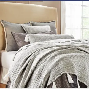 Bedding Set and Bedsheets - Image 2