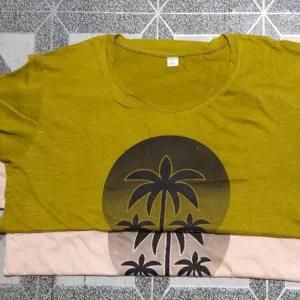 ladies print T-shirt - Image 3