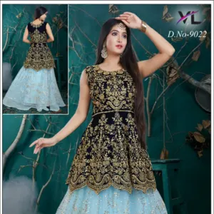 Traditional ladies clothing - Image 2