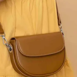SLING BAG - Image 3