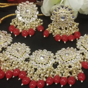 Necklace by Elatee Global