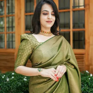SAREE - Image 3