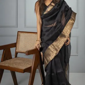 *Banarasi bridal dyable kora soft shiny and silk  saree*  *standared pallu & blouse*  *double  zari work*  *  *full handstock*  * - Image 2