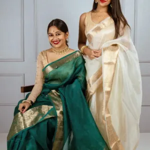 *Banarasi bridal dyable kora soft shiny and silk  saree*  *standared pallu & blouse*  *double  zari work*  *  *full handstock*  * - Image 4