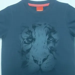 Boy's short sleeve solid dyed t-shirt - Image 3