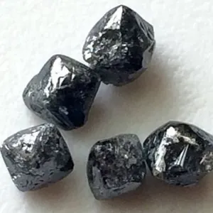 Rough Diamonds For Sale by Acecam Metals Suppliers Group Of Companies Ltd