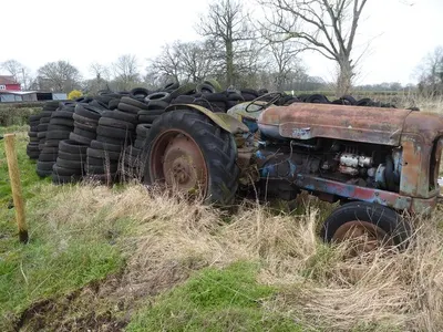Agricultural Farm Tractor Tyre 16.9-34 by Nanning King Rocky Trade Co., Ltd.