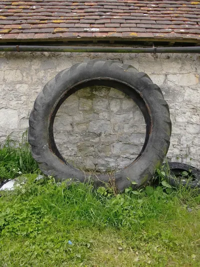 Bicycle tyre