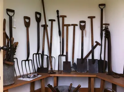 Shovels