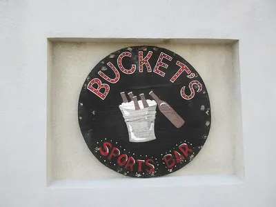 lucky - Image 2