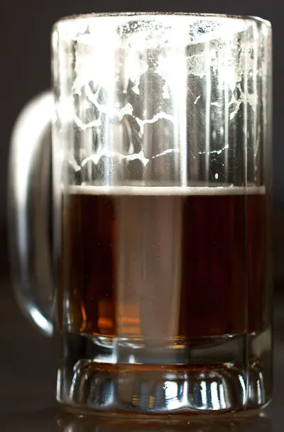 Brown Glass by Qingdao Pioneer Glass