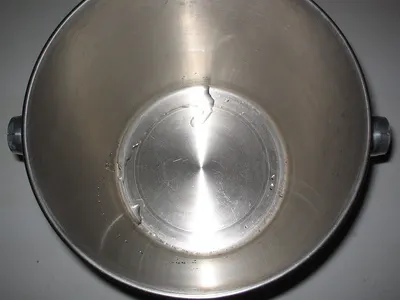 Stainless steel wok