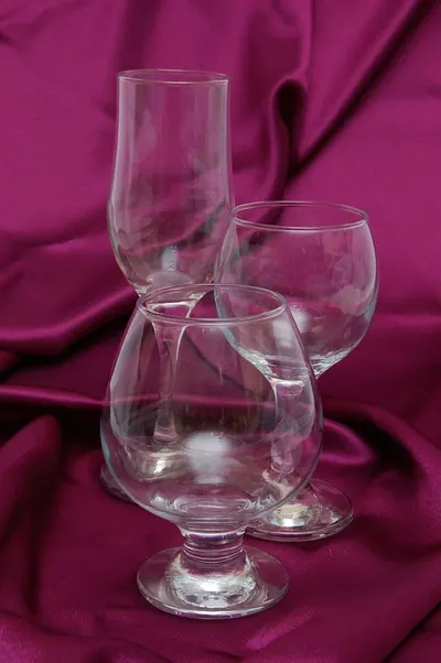 Quartz glassware by Xinyi Hengye Quartz Product Co., Ltd.