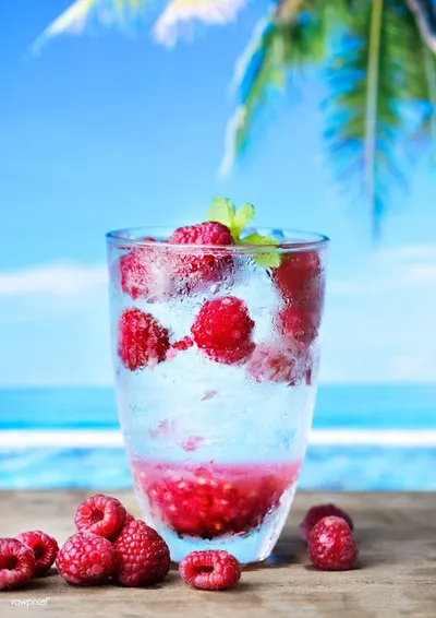 Fresh Strawberry Juice Sparkling Water