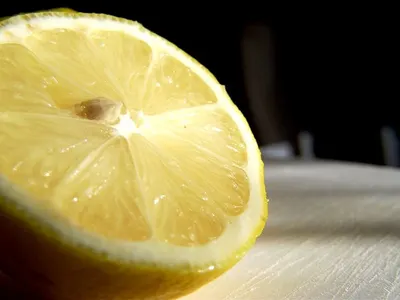 Fresh lemon