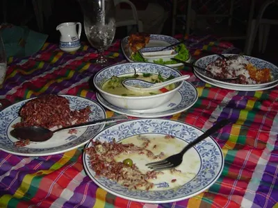Ready to eat precooked spanish dishes
