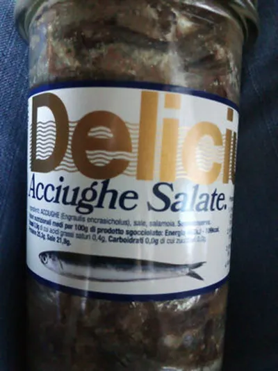 Anchovy fillets in vinegar