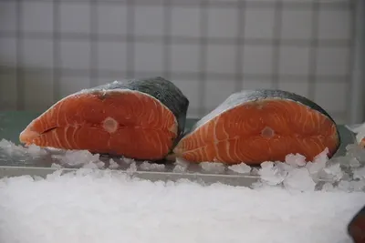 Salmon Heads V-cut