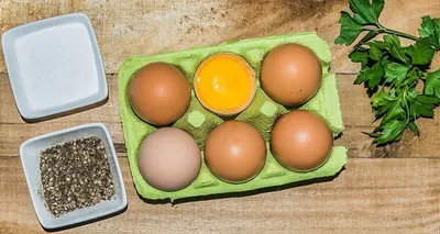 Egg tray