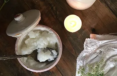 Refined cold pressed coconut oil