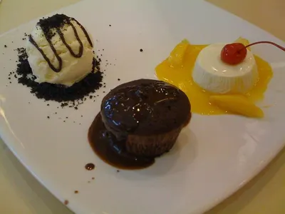 Cakes, Mirel - Image 2
