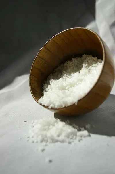 Desiccated coconut